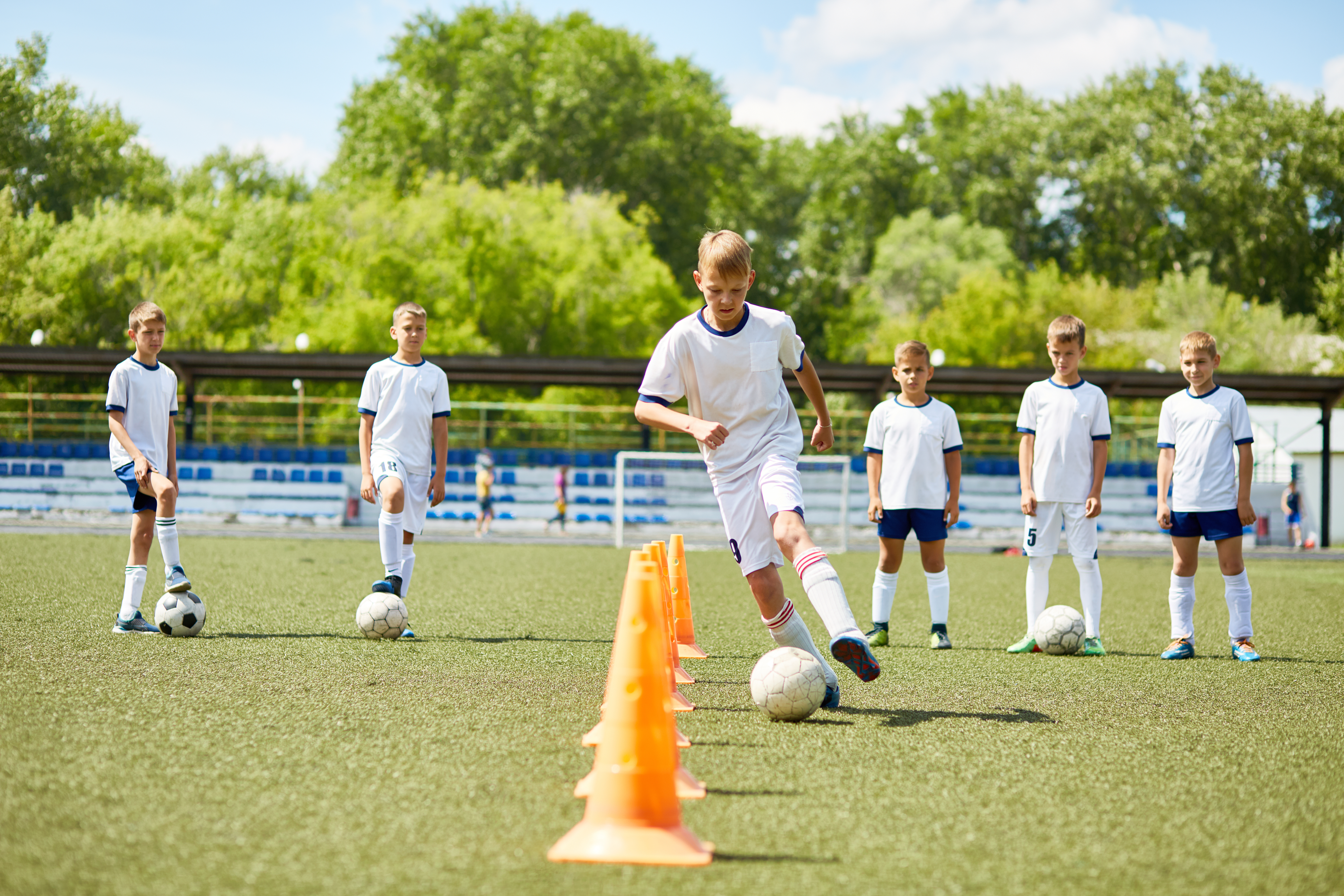 NIKE Anglų kalbos ir futbolo stovykla Anglijoje